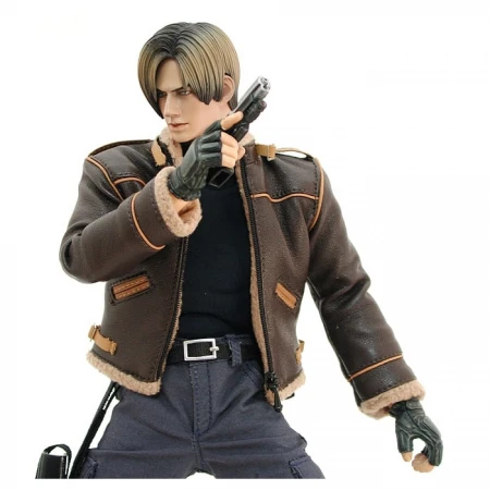 Resident-Evil-4-Shearling-